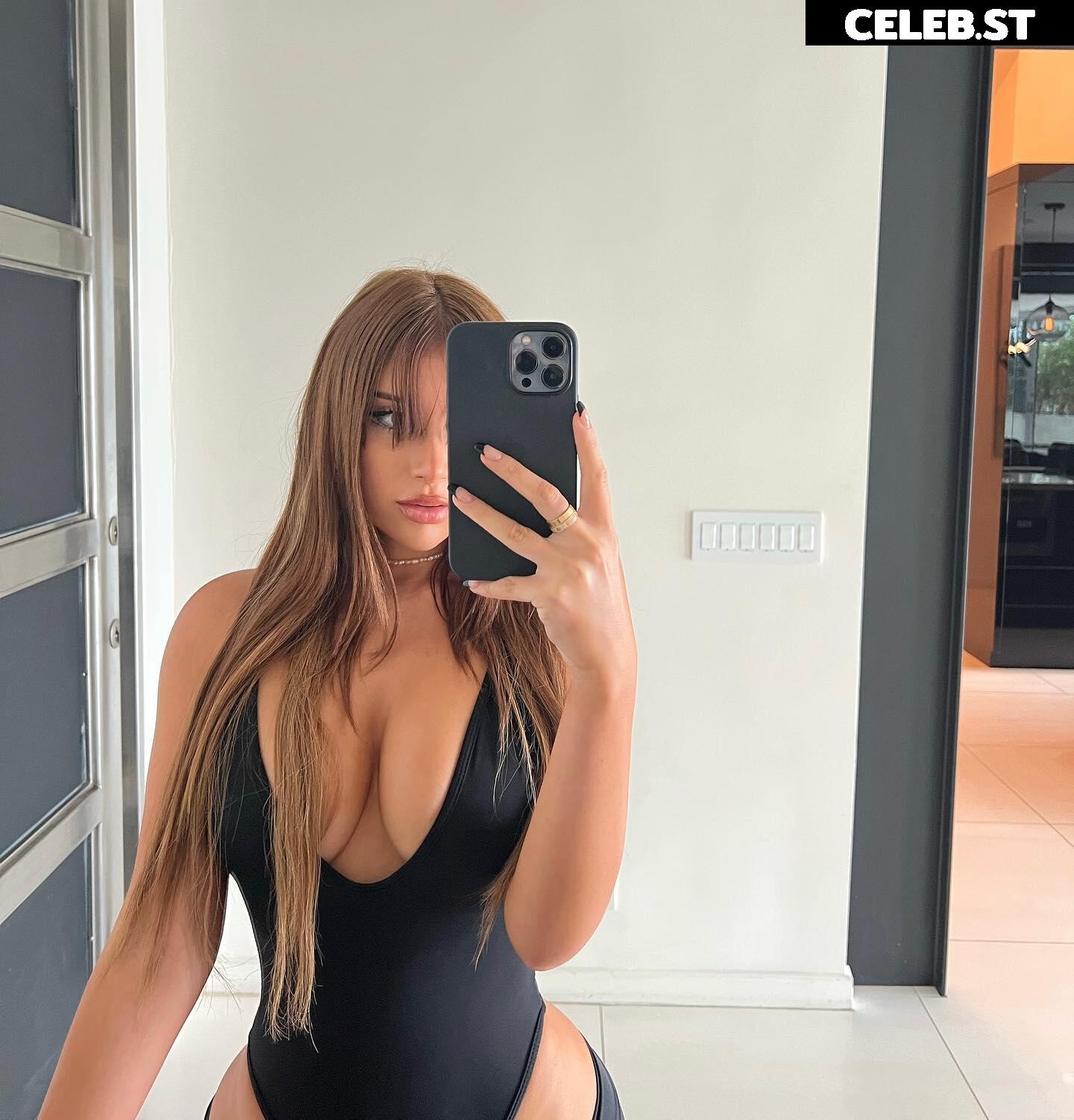 Mikaela Testa / @mikaelatestaa / @mikkimouse404 Image 11938359