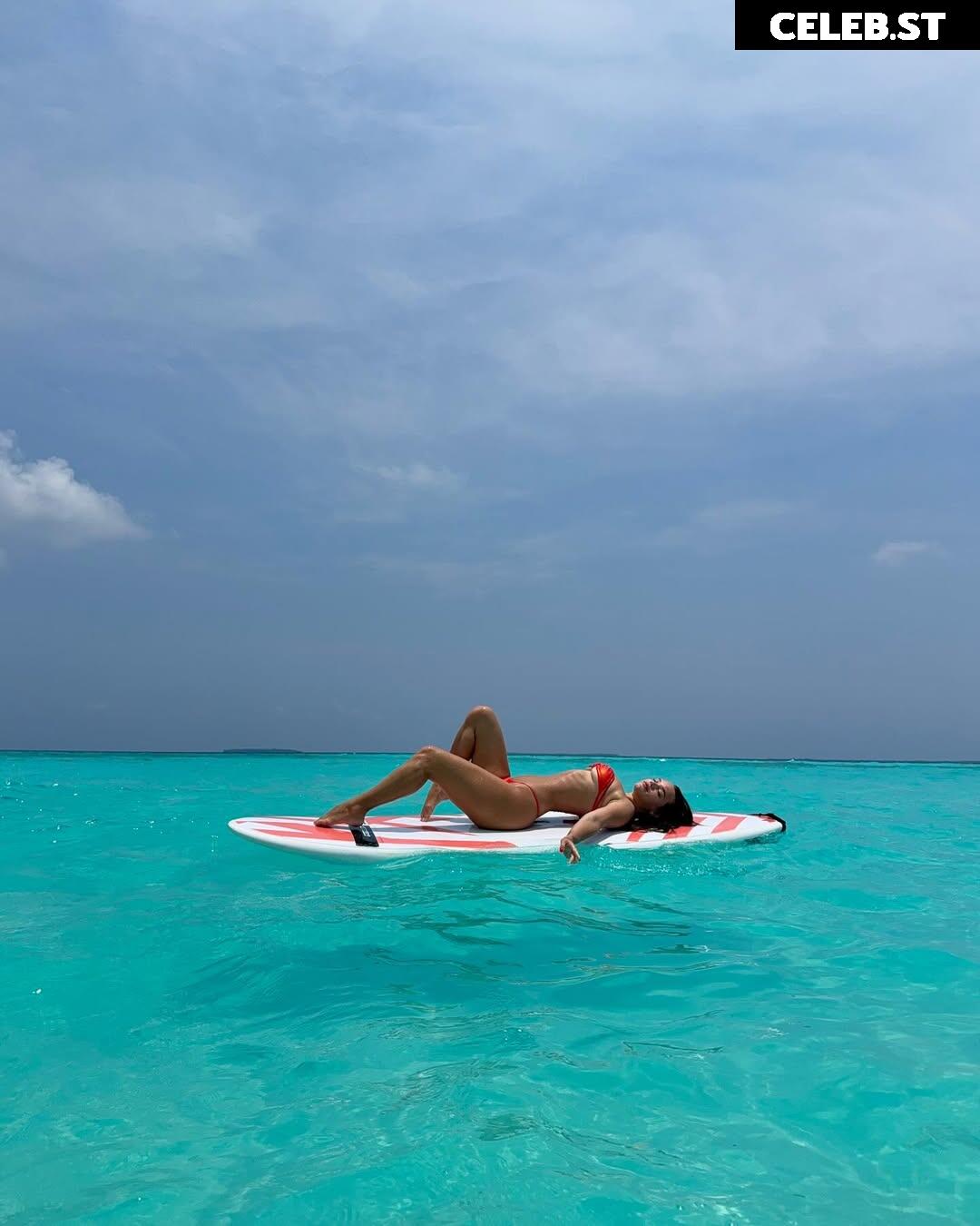 verbaaa.verbaaa / YULIA VERBYNETS Image 11935594