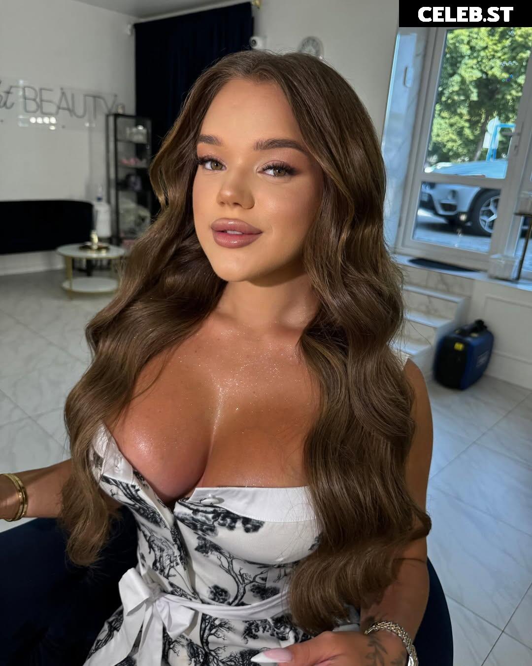 verbaaa.verbaaa / YULIA VERBYNETS Image 11935580