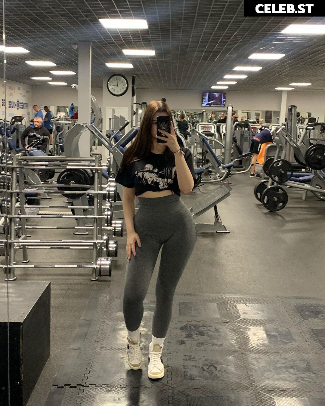 ell8ta Image 11935471