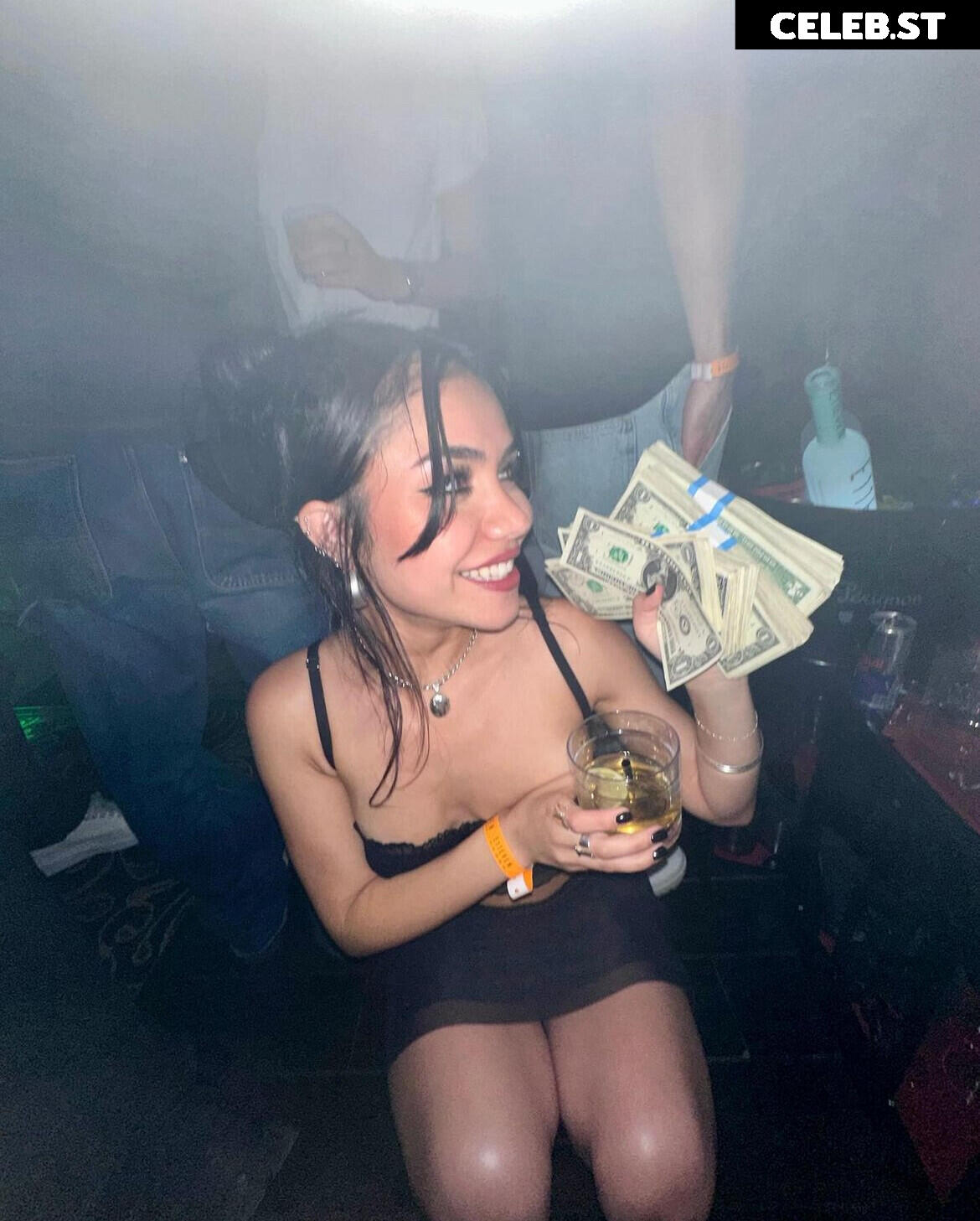 Tara yummy Image 11934865