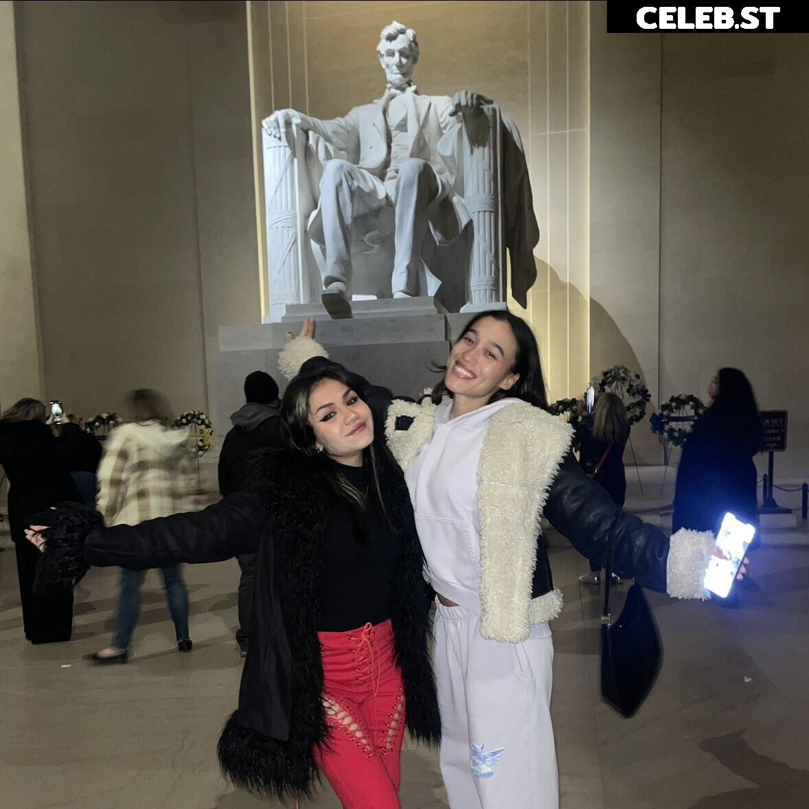 Tara yummy Image 11934850