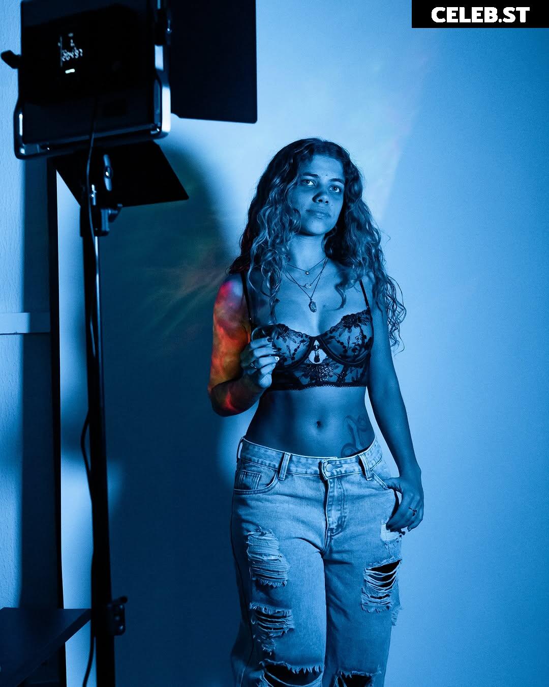 Mila Refacho Image 11937806