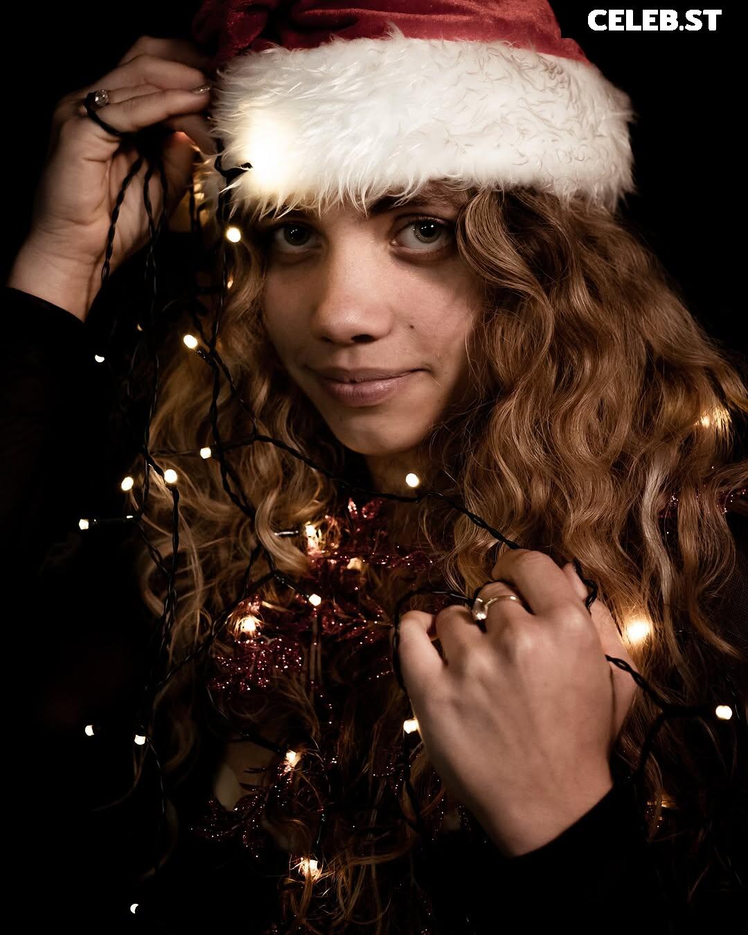 Mila Refacho Image 11937767