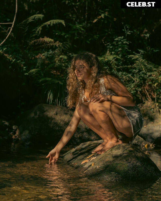 Mila Refacho Image 11937750