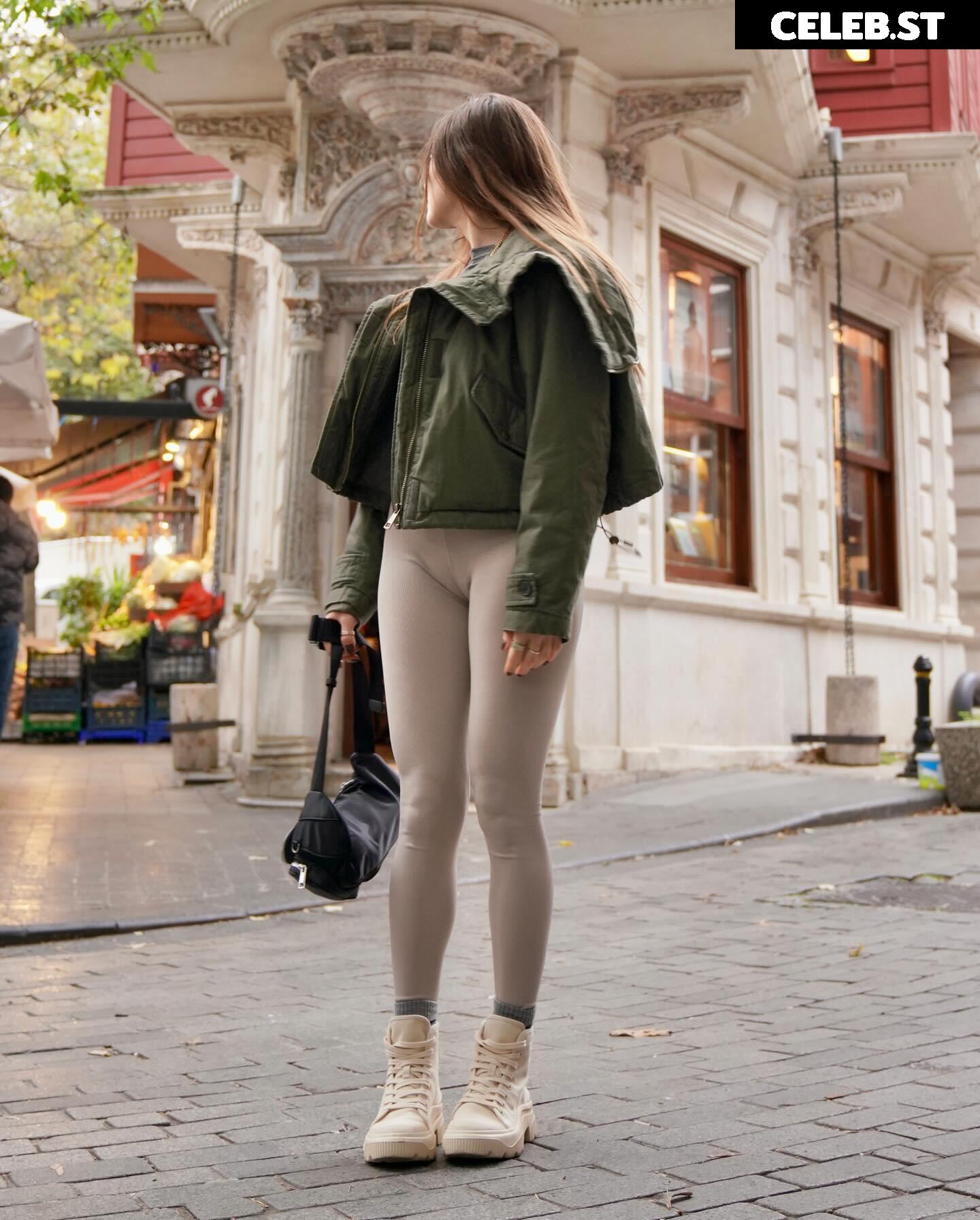 Merve Elmas / mrv.lms Image 11936426