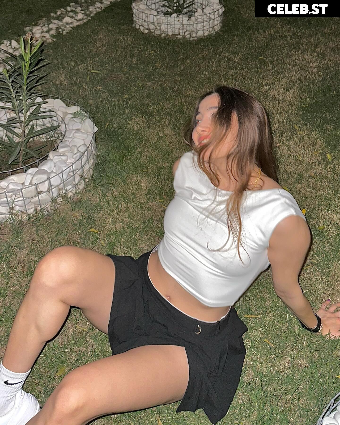 Merve Elmas / mrv.lms Image 11936428