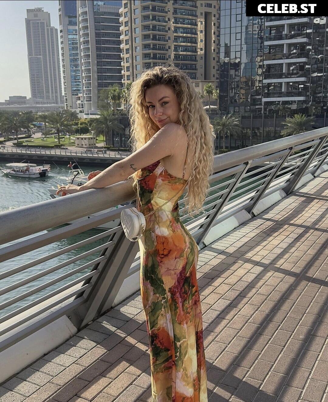 Dalmalaluna | Kitti Dalma Image 11931966