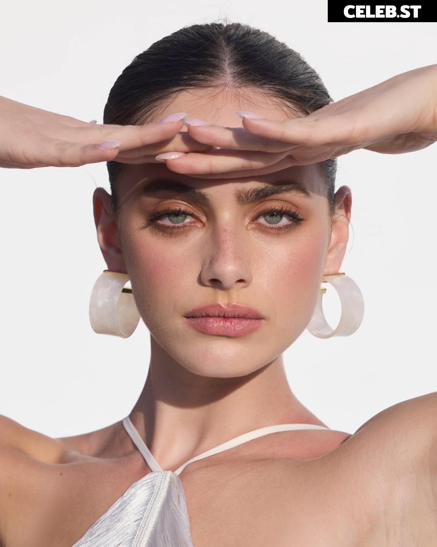 Yael Shelbia Image 11931586