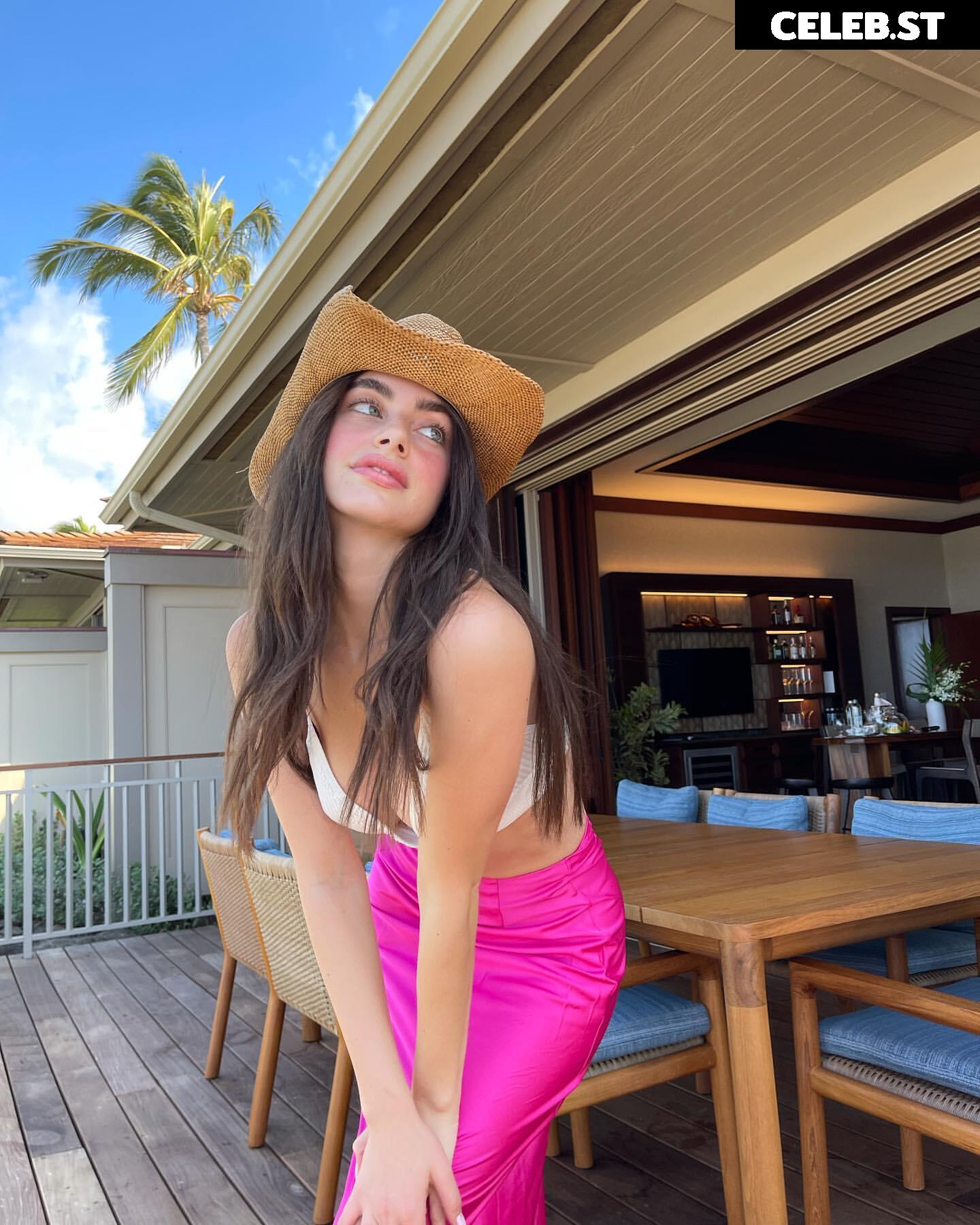 Yael Shelbia Image 11931562