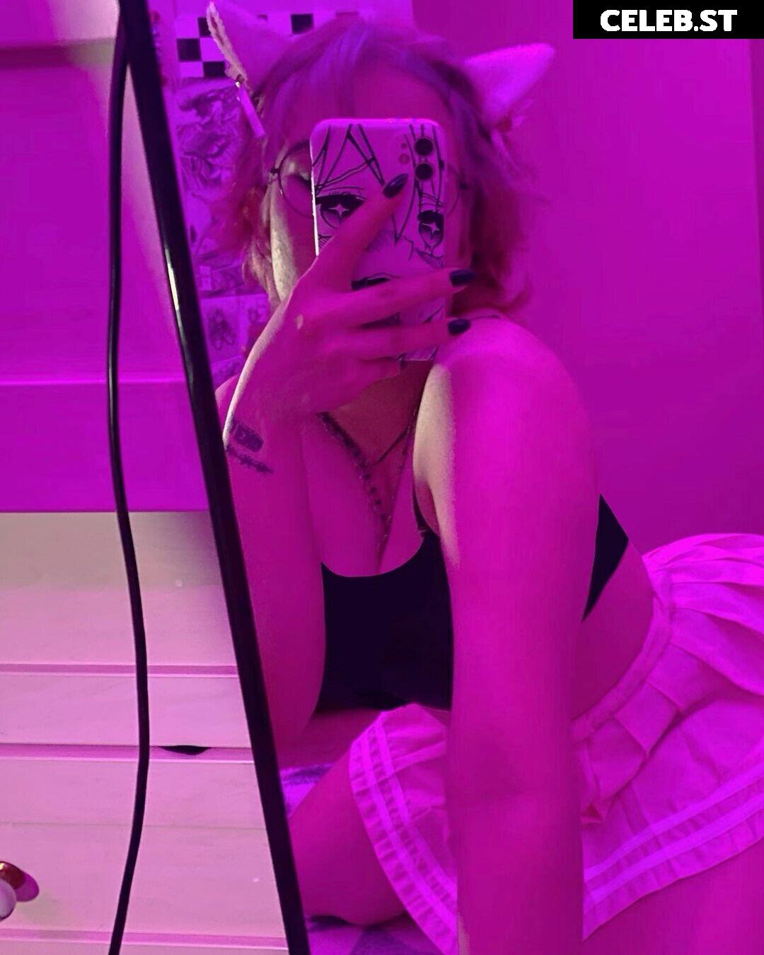 Sudemwah / Sude Akar / sudemwah0 / sudwnpai Image 11931016