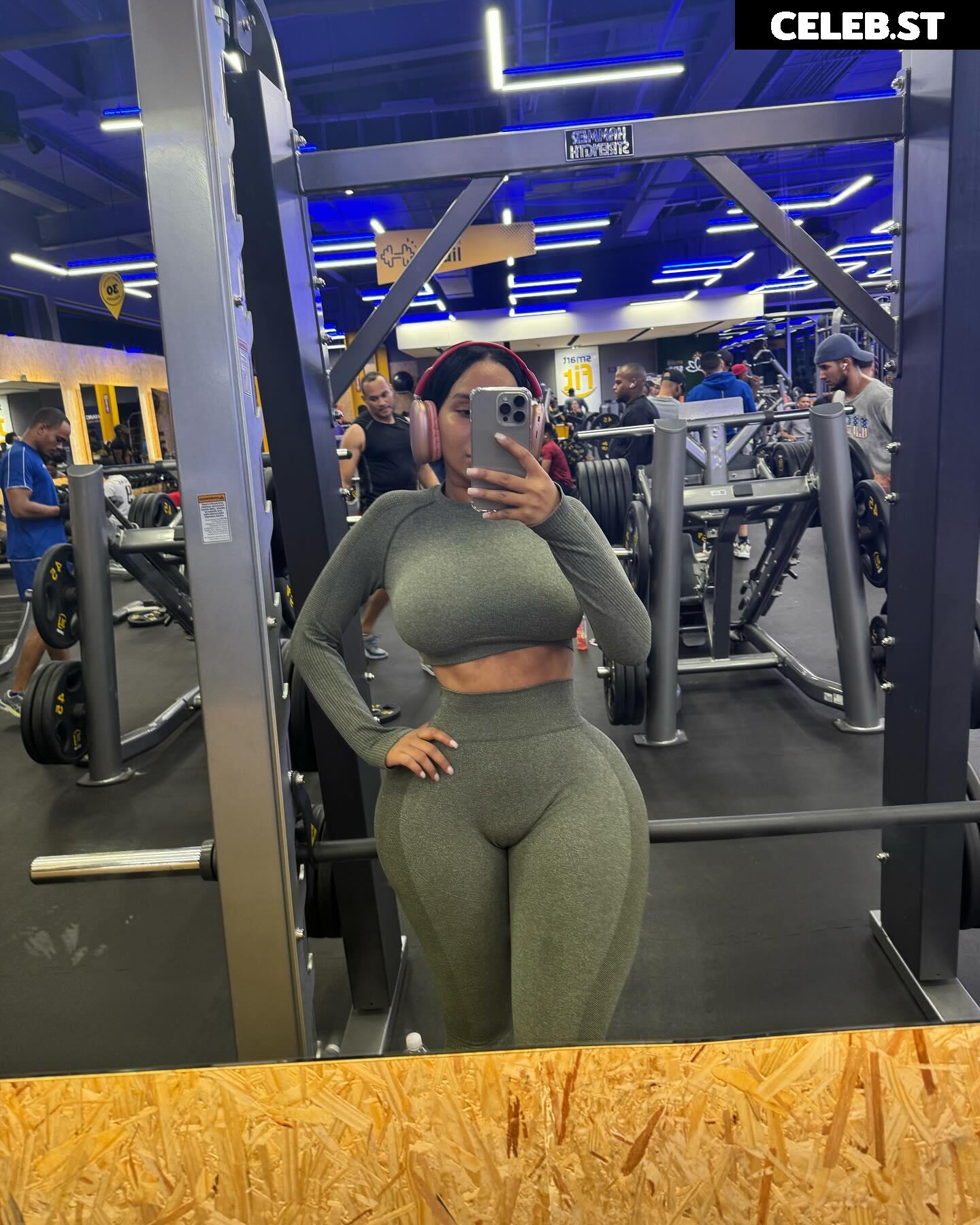 Ana Victoria Peralta Image 11931396