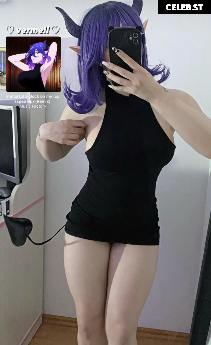 Sudemwah / Sude Akar / sudemwah0 / sudwnpai Image 11930966