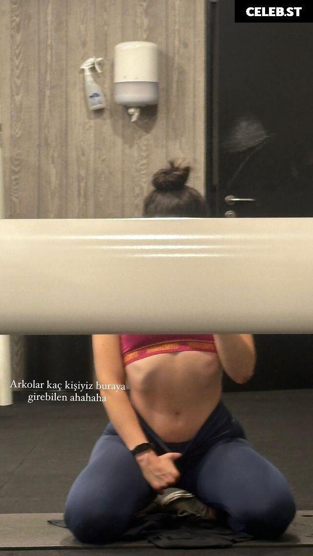 Hilal fener / hilalfenerr Image 11930581