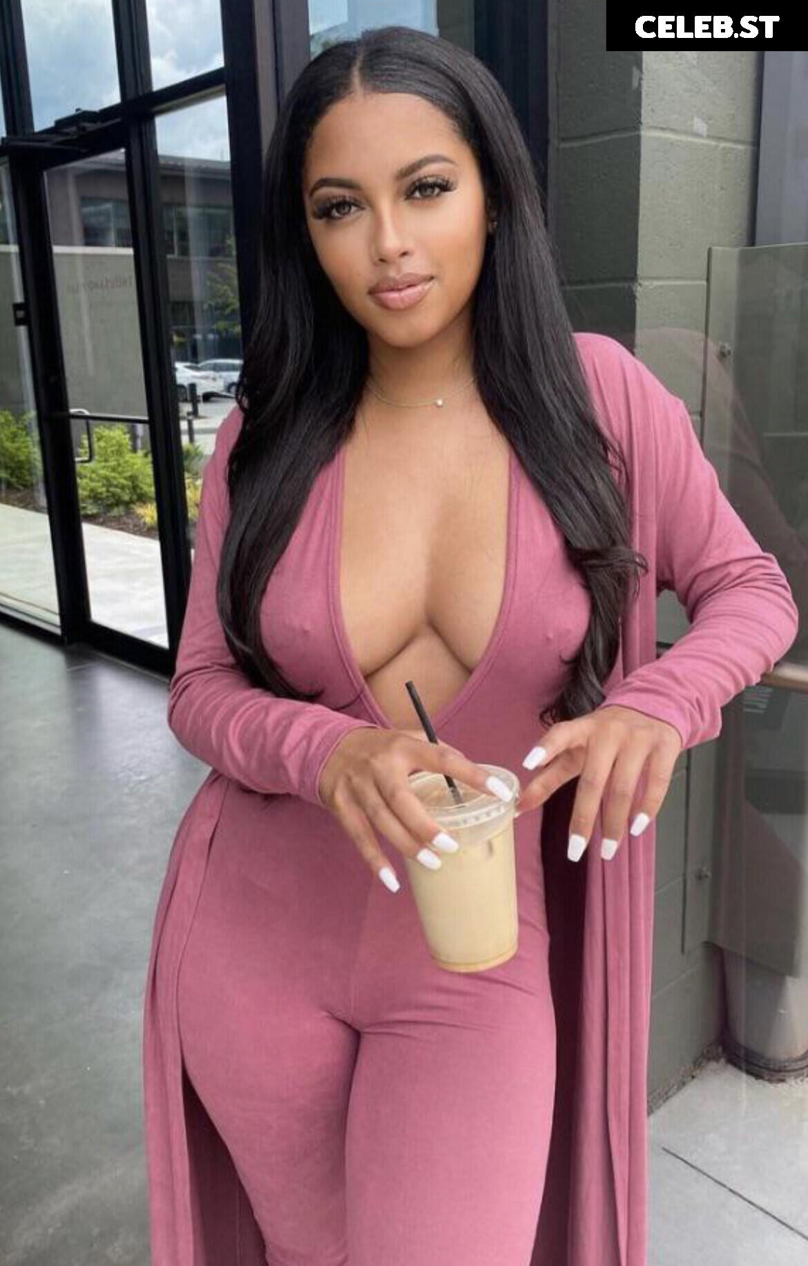 jonica / jonica keating Image 11933985