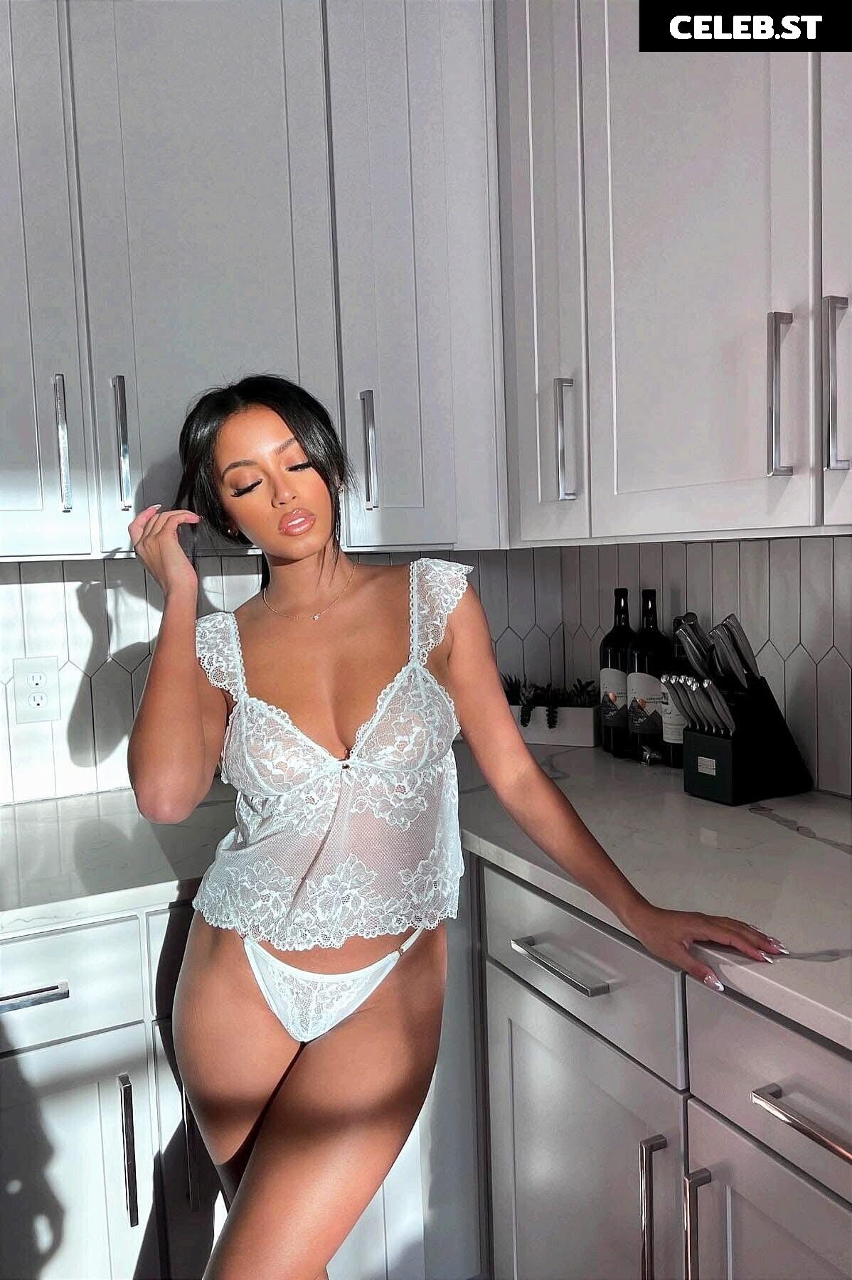 jonica / jonica keating Image 11933970