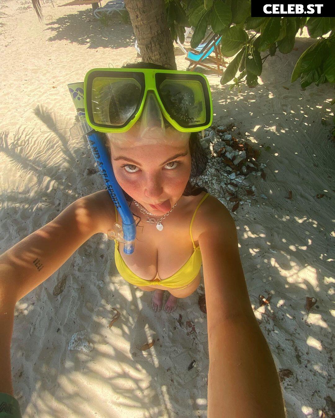 CHLOBAILEY (tiktok) / CLOELISEBAILEY (insta) / closcherries (OF) Image 11933604