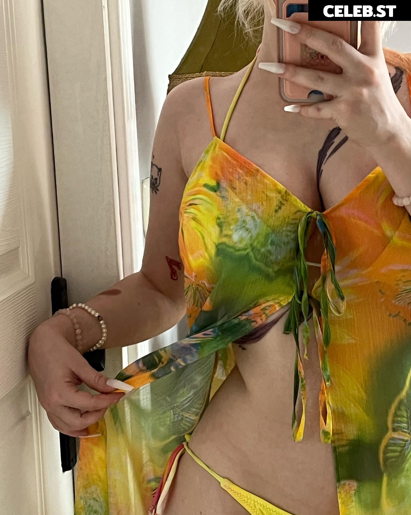 ilayserah / Ilay Serah Image 11932326