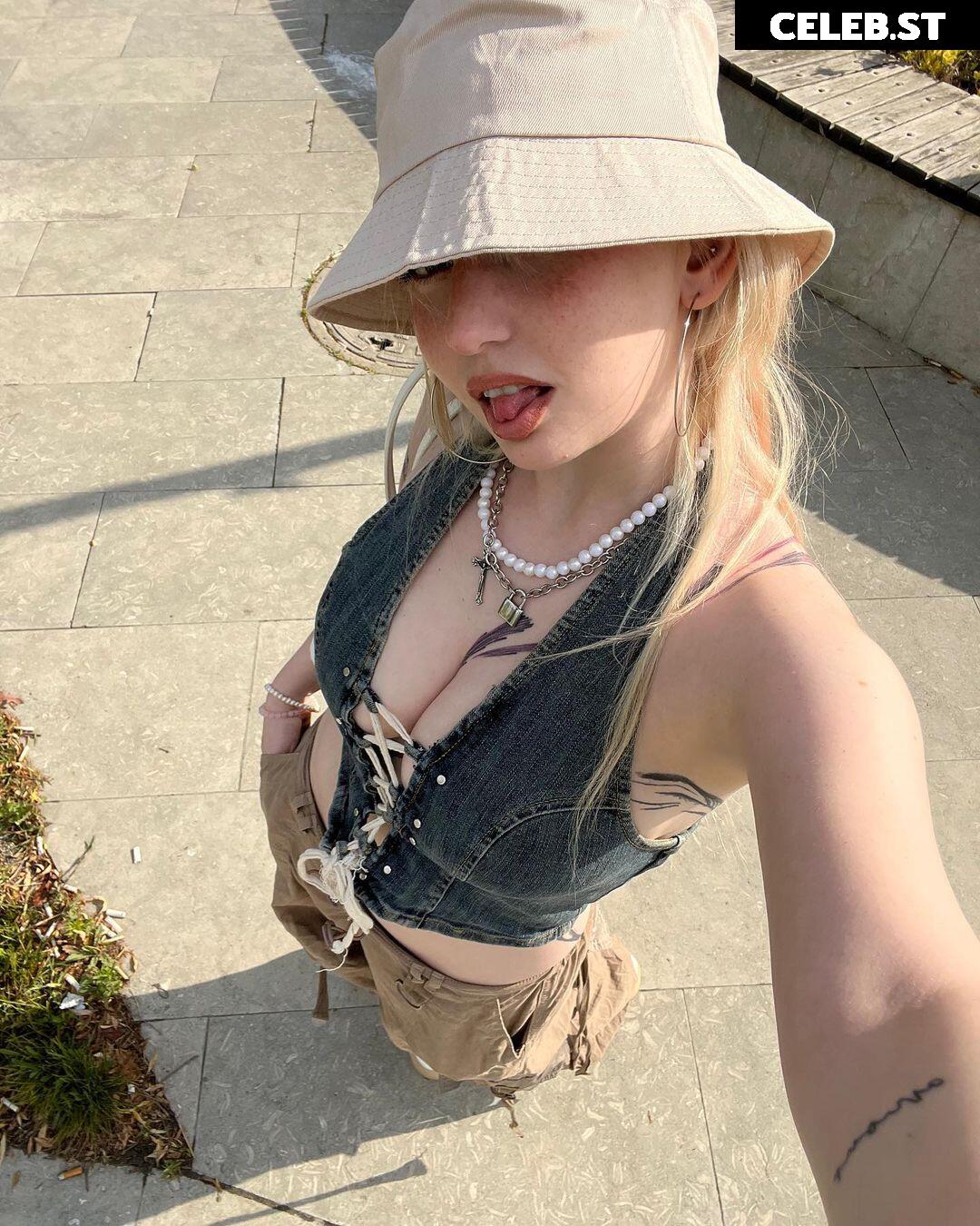 ilayserah / Ilay Serah Image 11932335