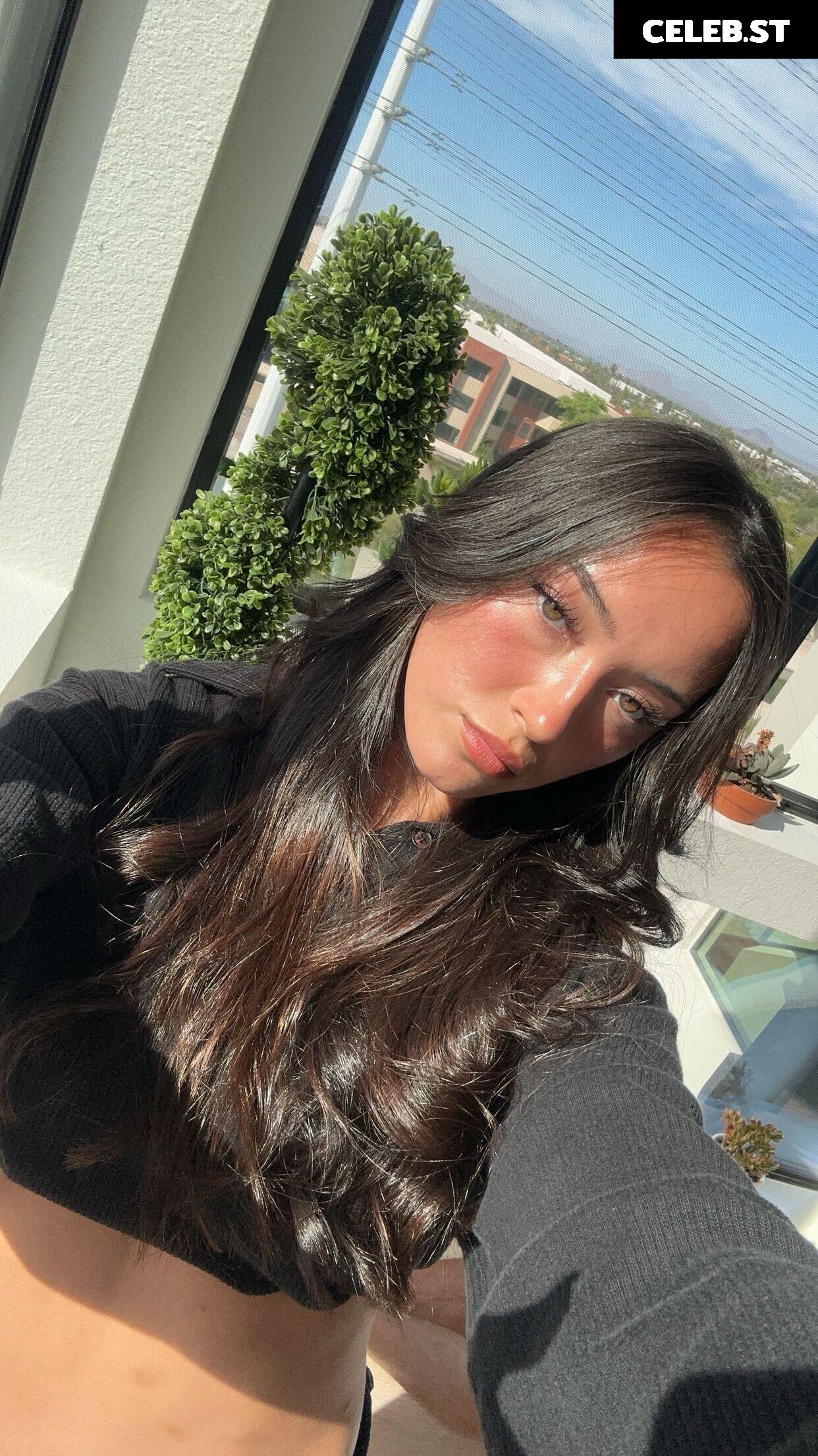 shelby wilfong Image 11939927