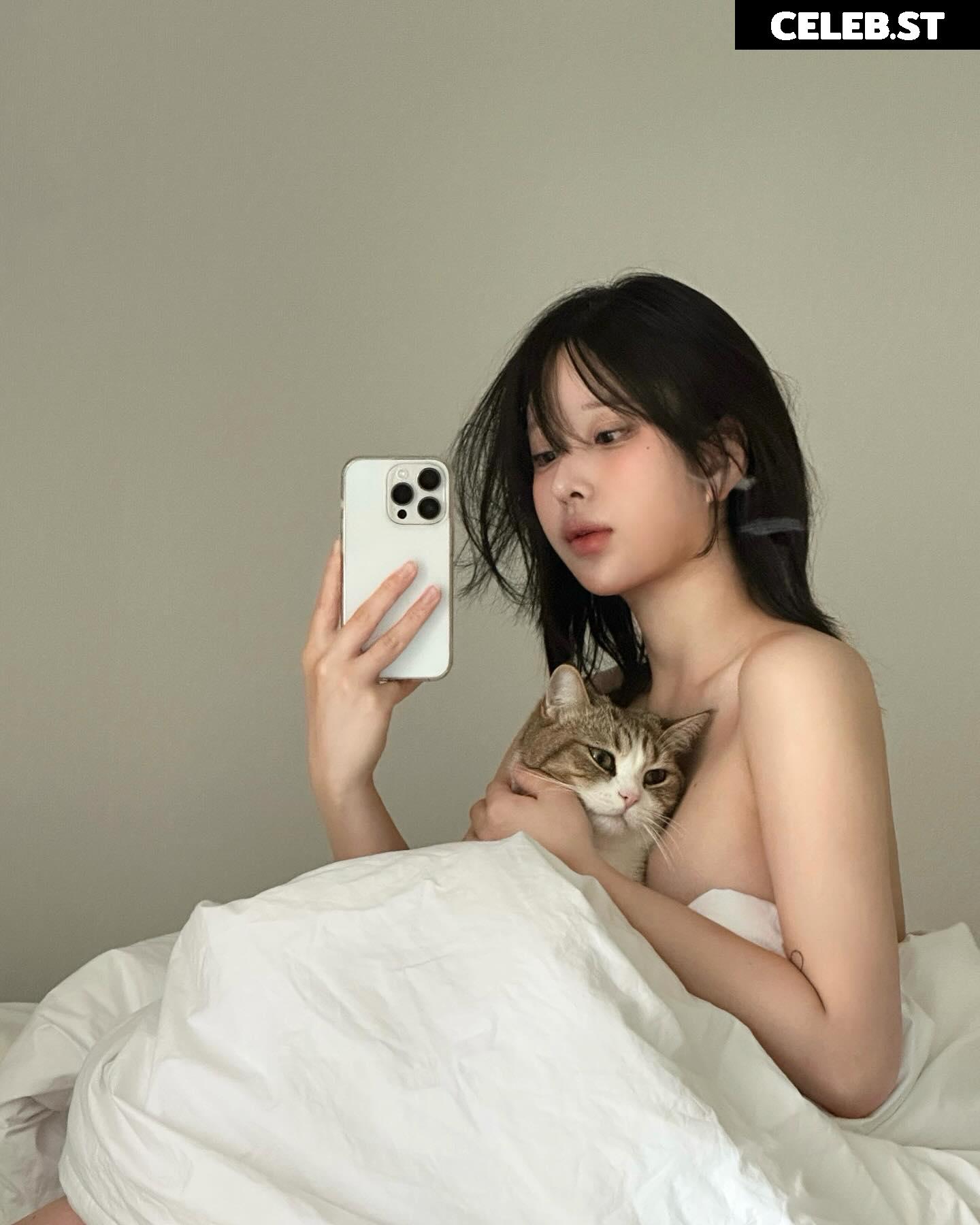 xouuuus / YUYU 유유 Image 11939793