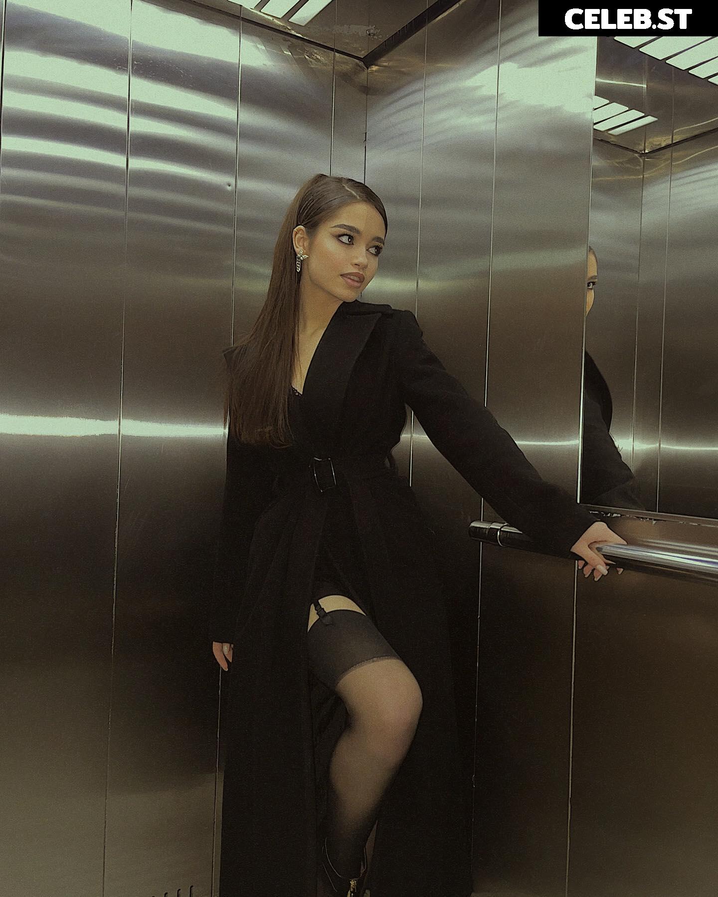 Sofia Chernasova / chernasova.sofia / soniachrn / Чернасова Софія Image 11939103