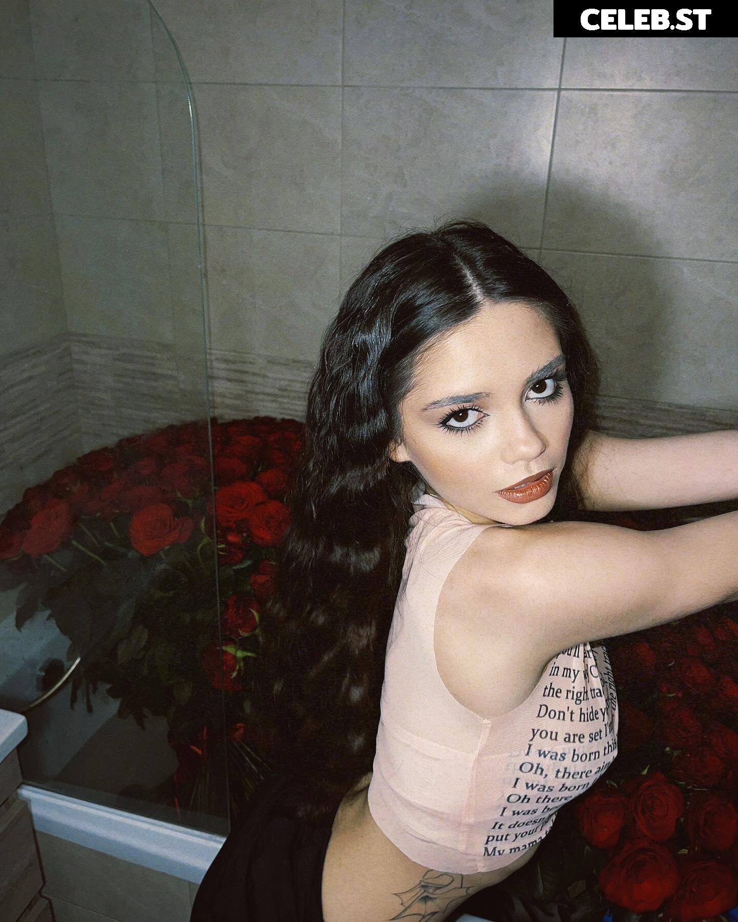 Sofia Chernasova / chernasova.sofia / soniachrn / Чернасова Софія Image 11939142