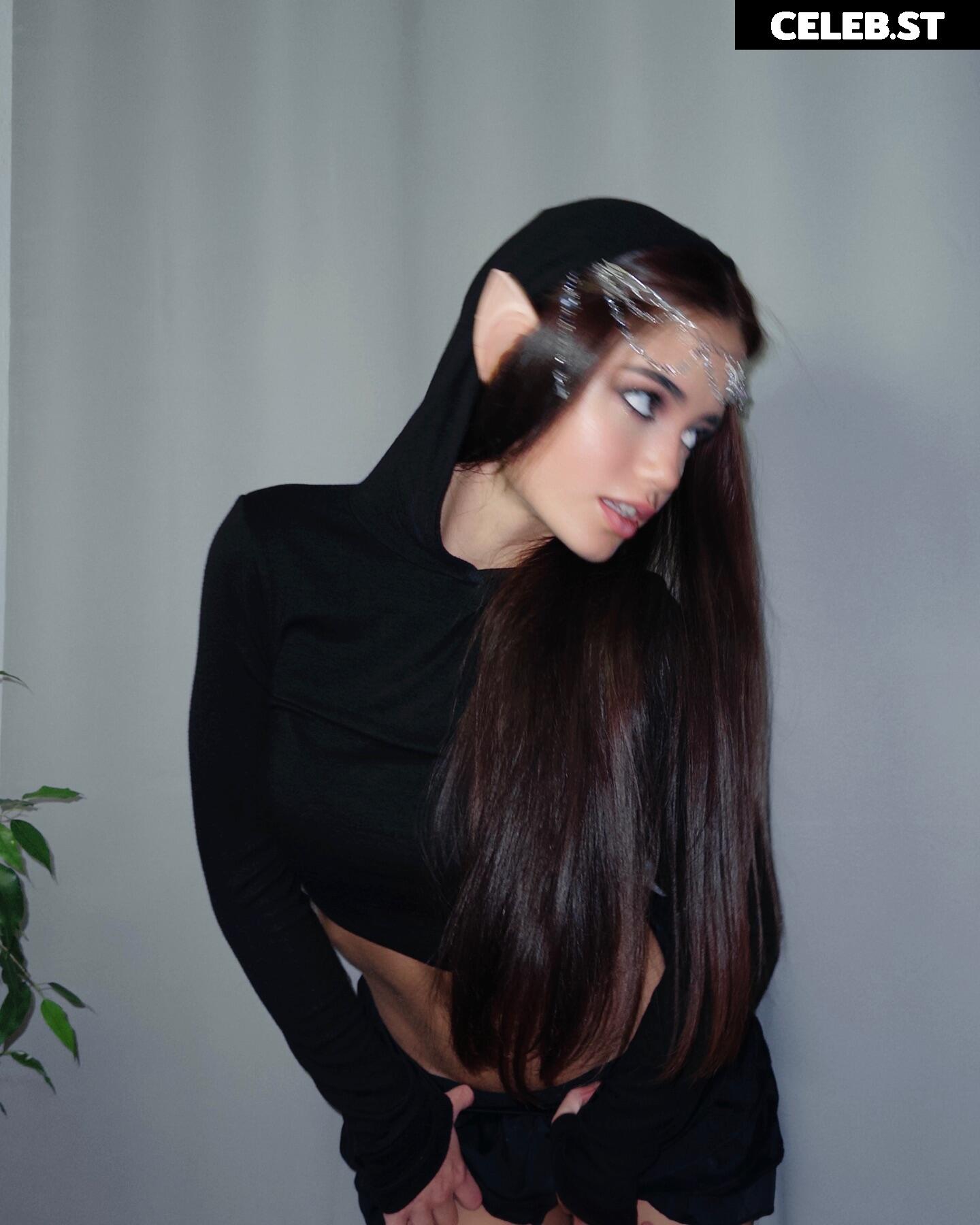 Sofia Chernasova / chernasova.sofia / soniachrn / Чернасова Софія Image 11939316