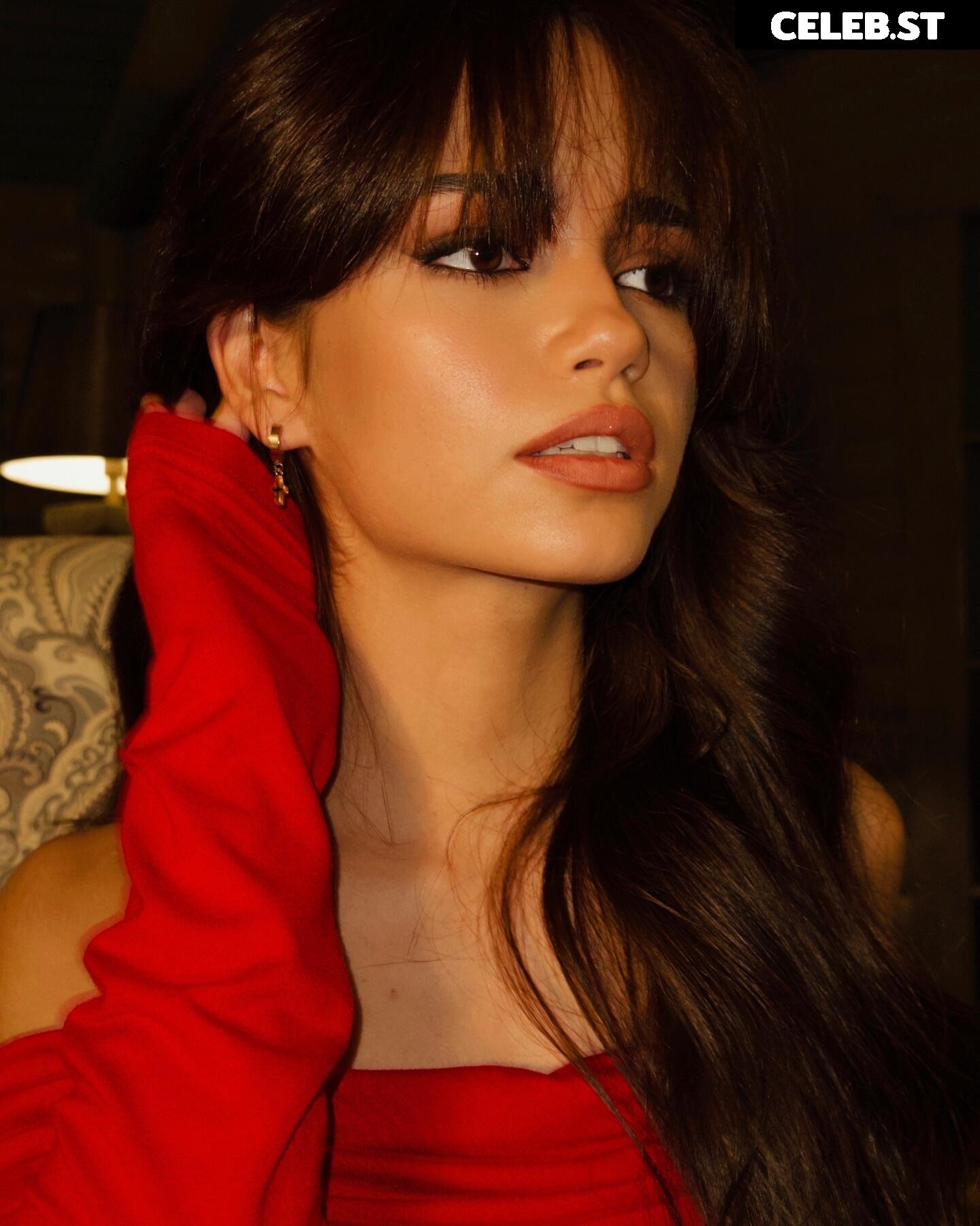 Sofia Chernasova / chernasova.sofia / soniachrn / Чернасова Софія Image 11939314