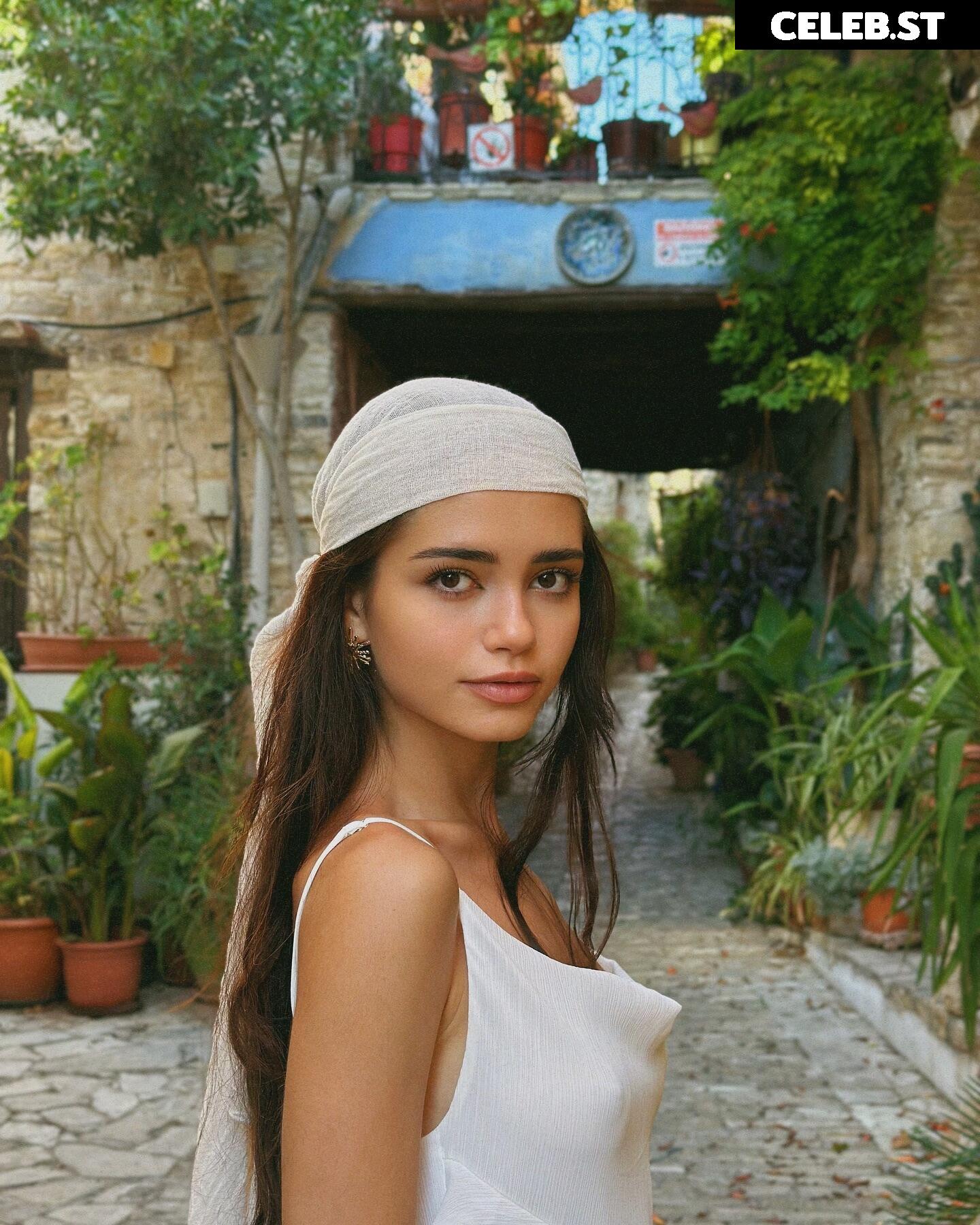Sofia Chernasova / chernasova.sofia / soniachrn / Чернасова Софія Image 11939280