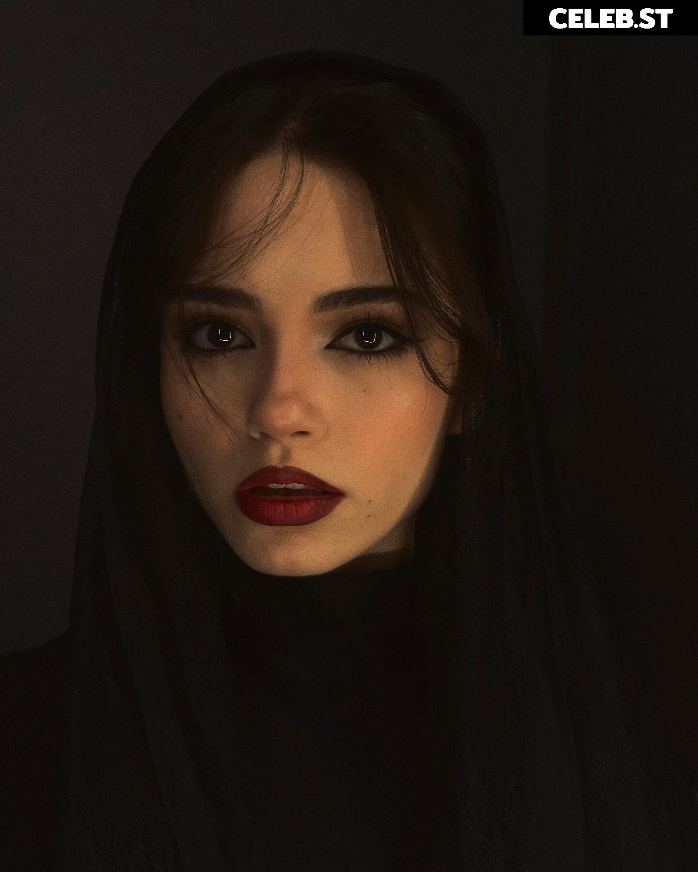 Sofia Chernasova / chernasova.sofia / soniachrn / Чернасова Софія Image 11939207