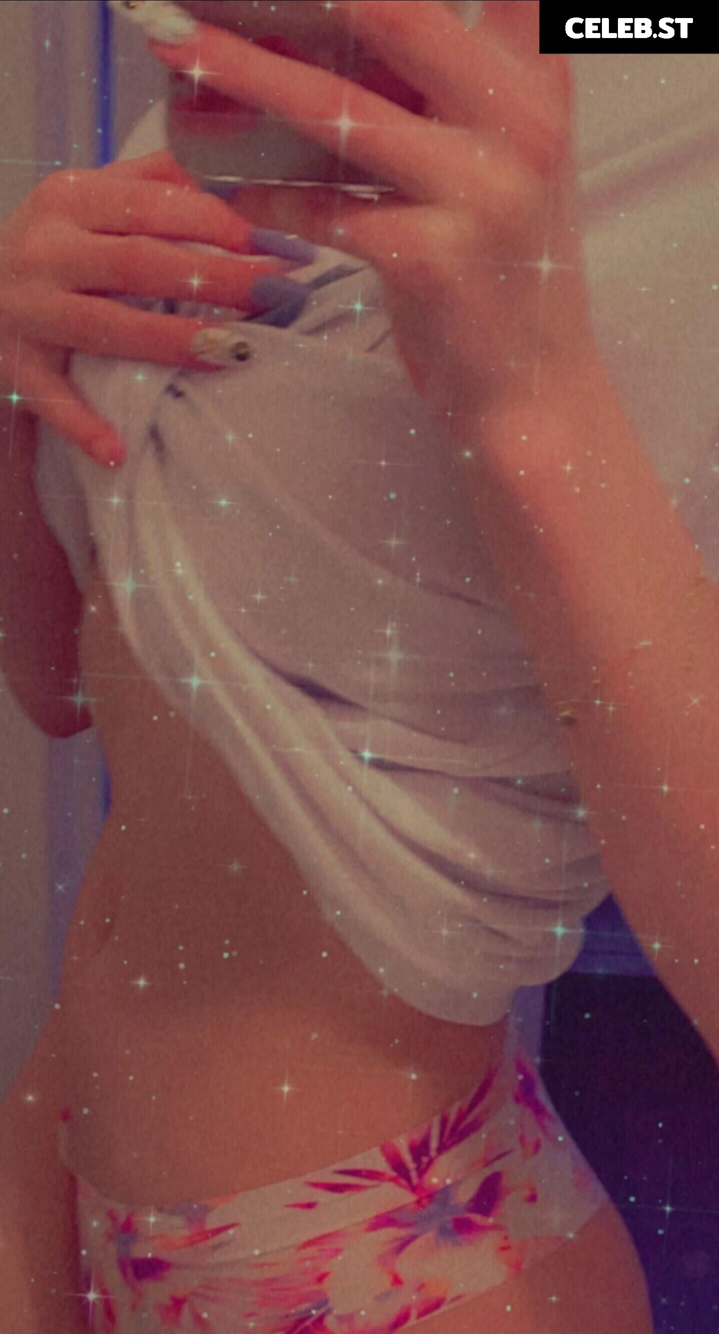 Claire Northfield / umitsclaire Image 11905696