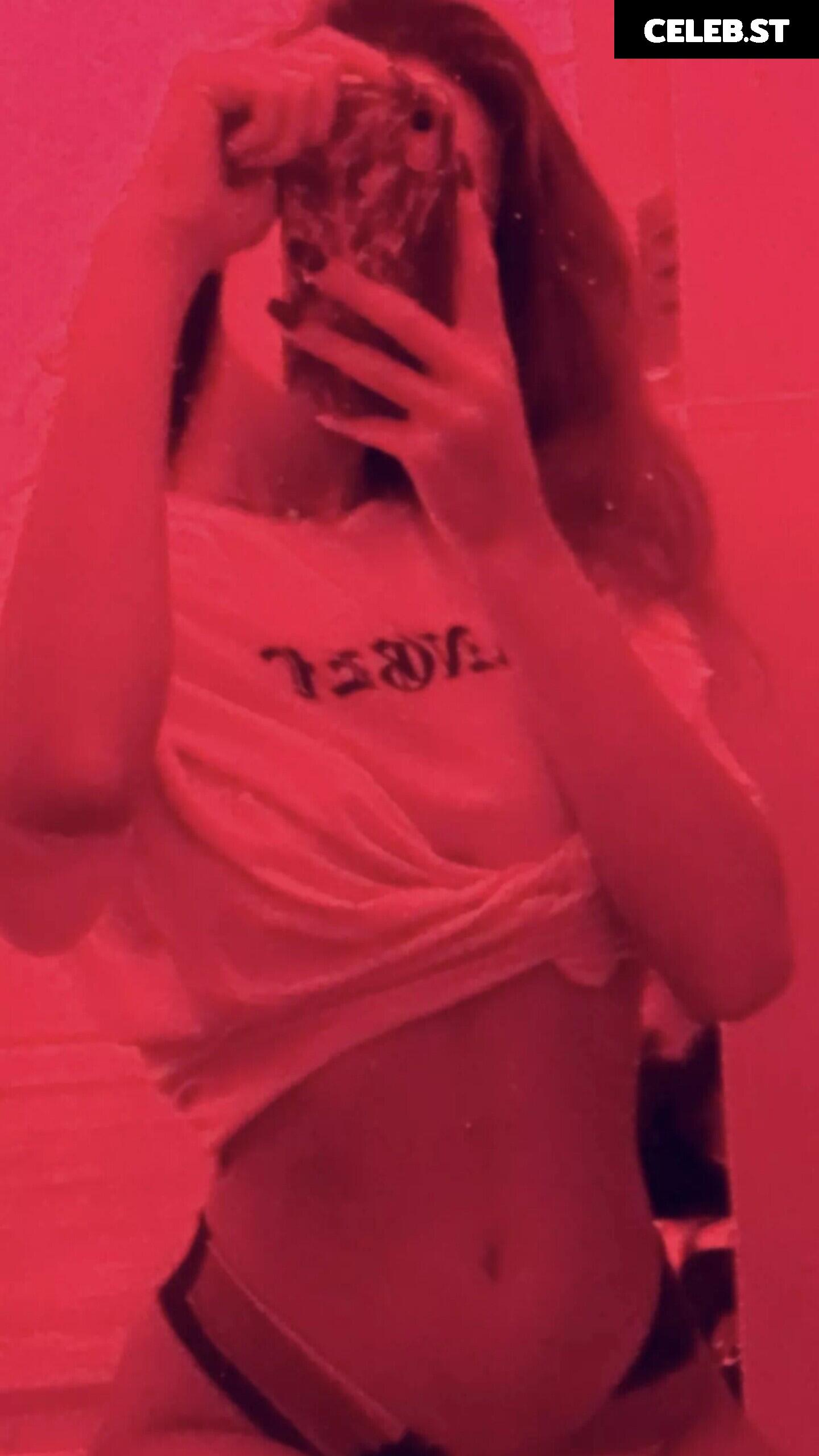 Claire Northfield / umitsclaire Image 11905699