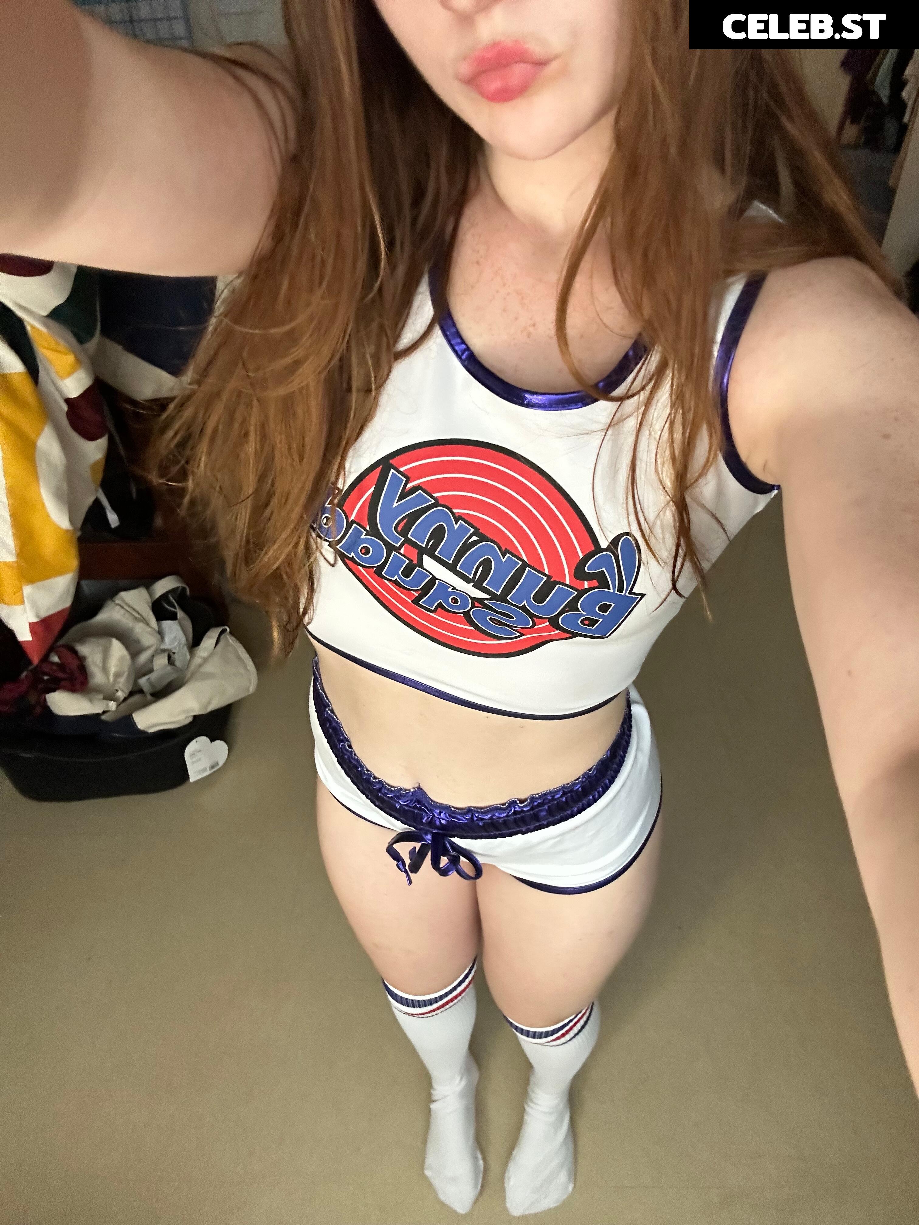 Thqtty/Thqttie/Thqcc Image 11901791