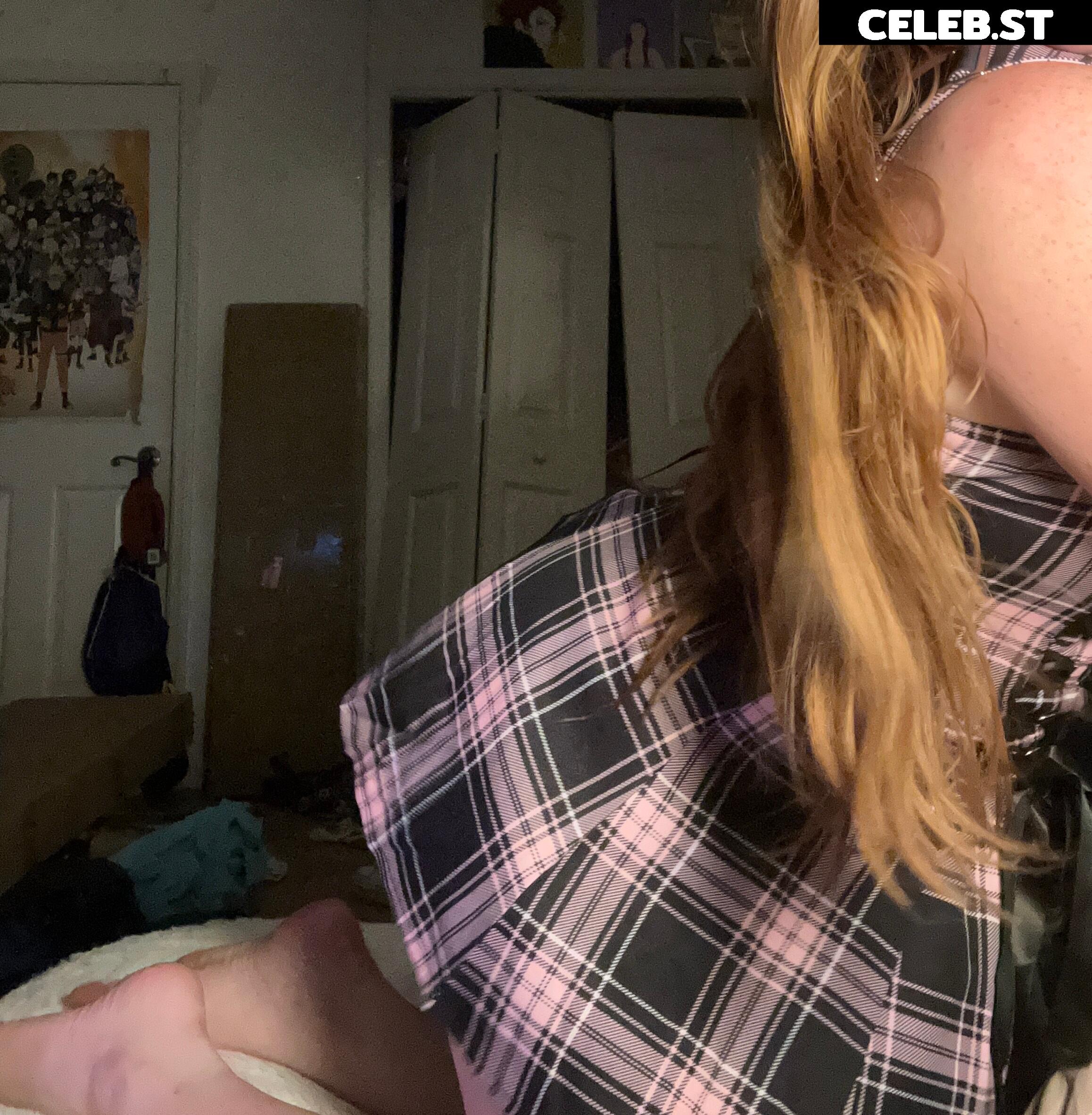 Thqtty/Thqttie/Thqcc Image 11901676