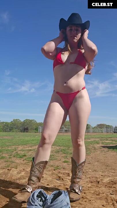 naughtyredfarmgirl Image 11998178