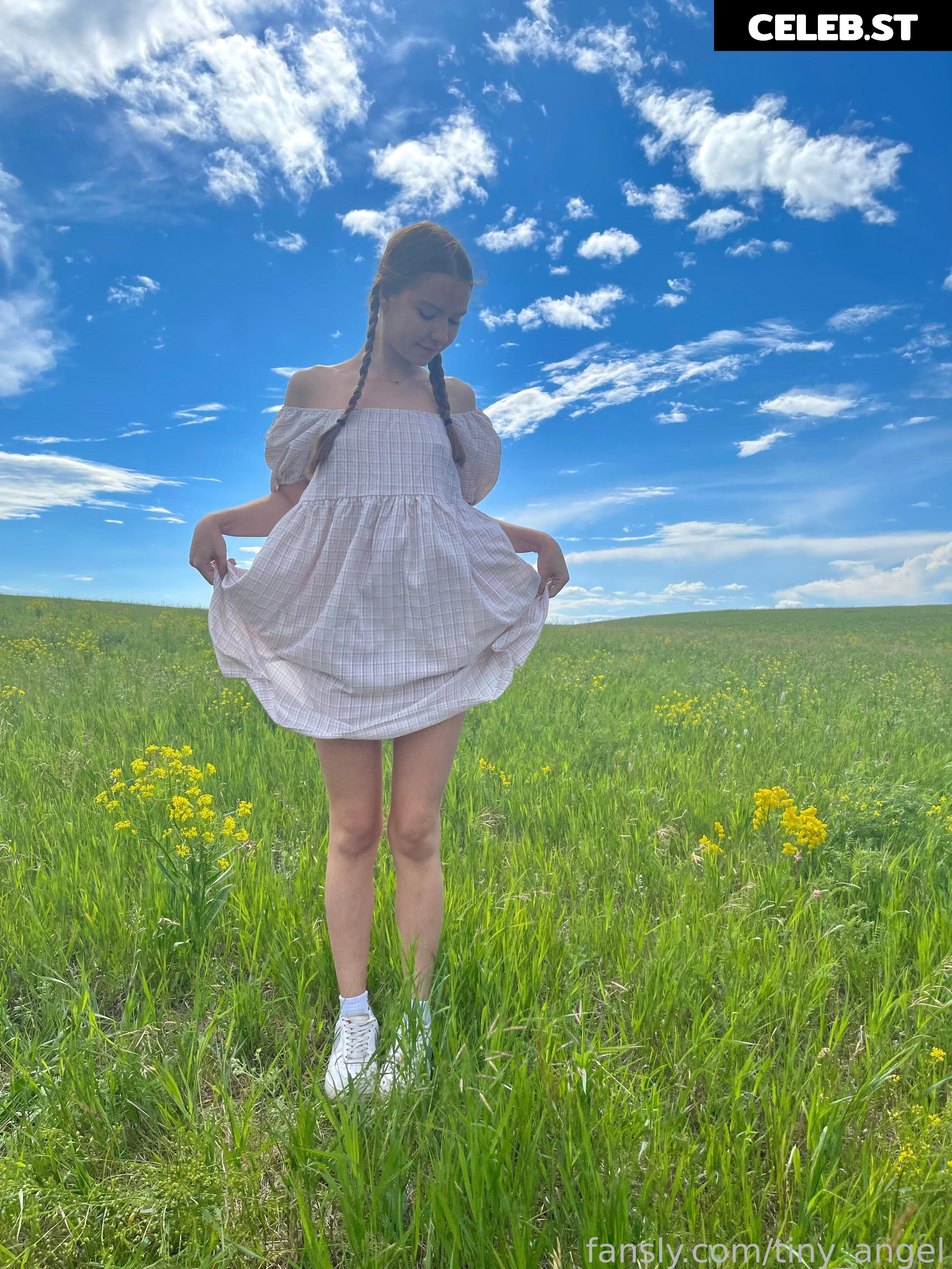 Tinyangelx | Me_Emily | tiny_angel | _rileyreid_ Image 11995531