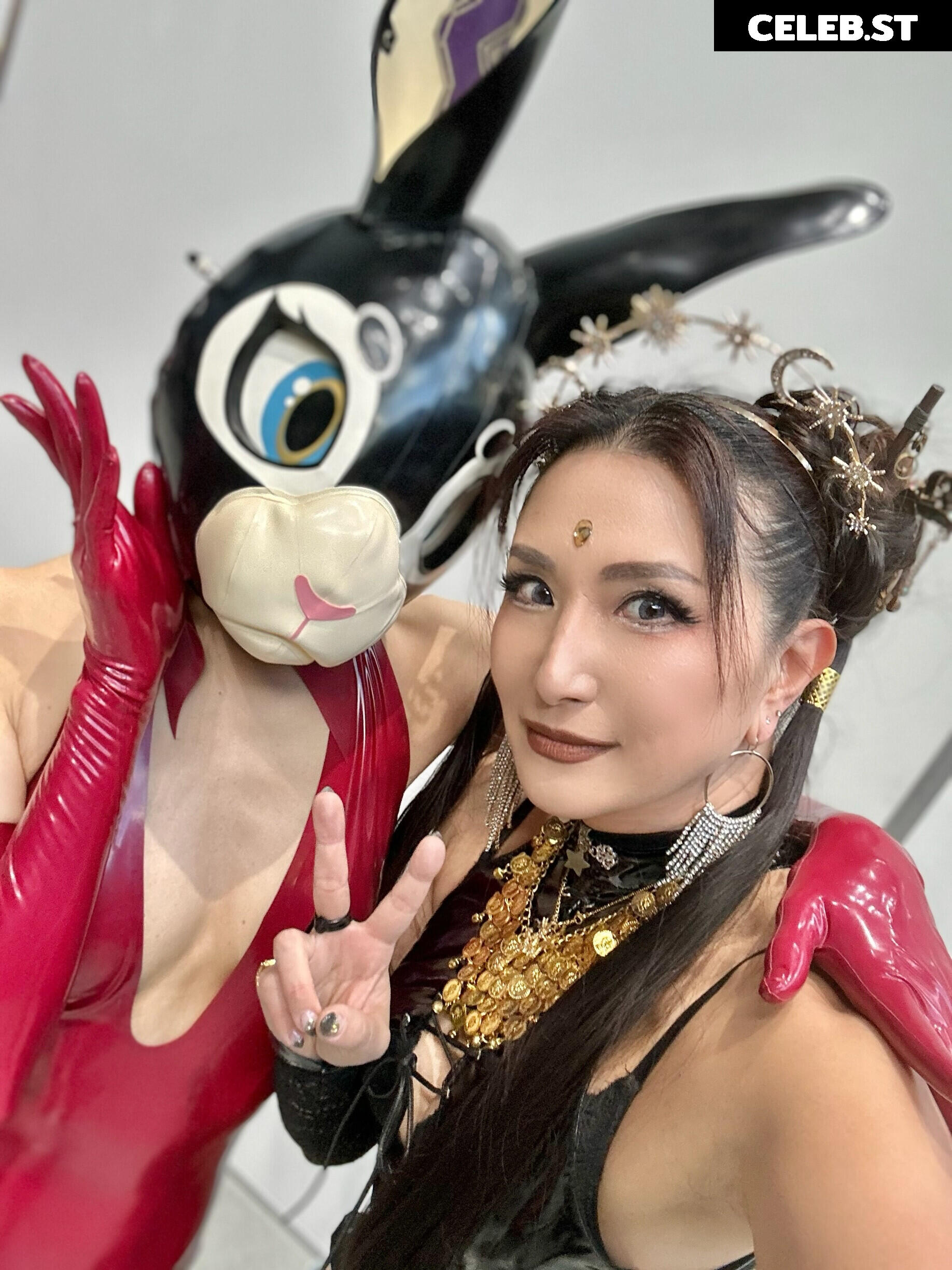 Theresia/Red Theresia/red_theresia Image 11995569