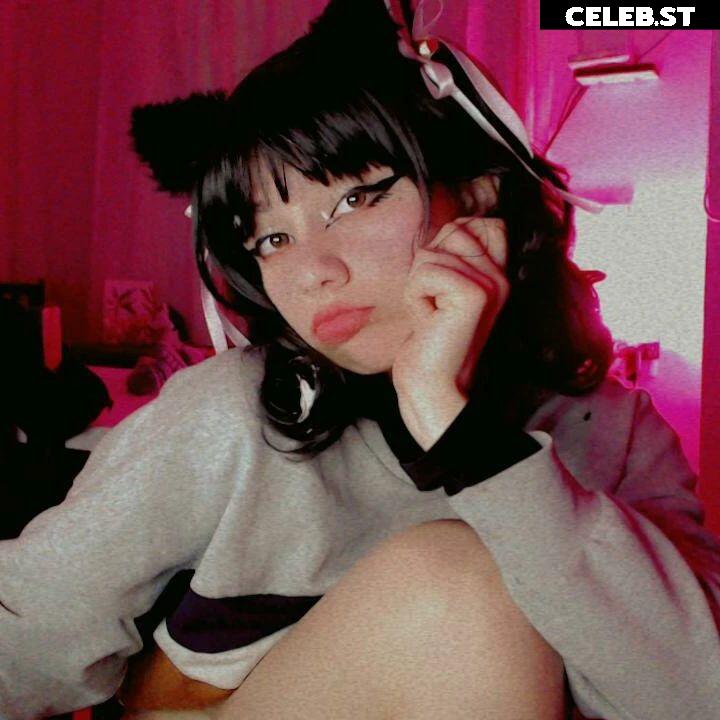 AgathaDomen (Twitch ASMR streamer) Image 11990000