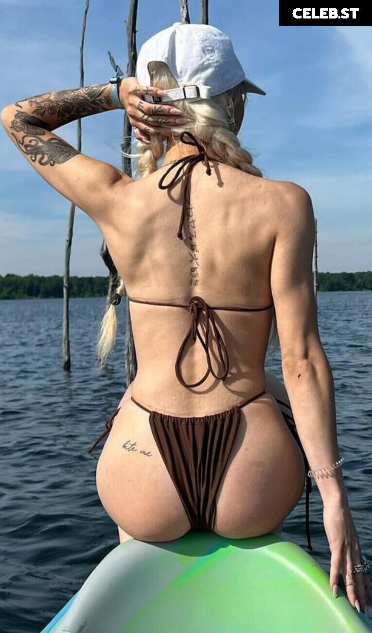 Chloe Cay / Gia Mcconville Image 11988004