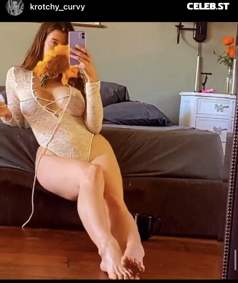 Sarah McDaniel (Krotchy) - cloudpeople Image 11985975