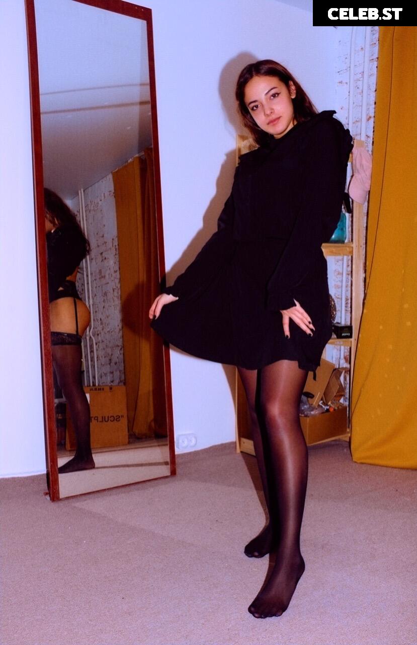 Renata renighta Nathan Evans meme girl Image 11984961