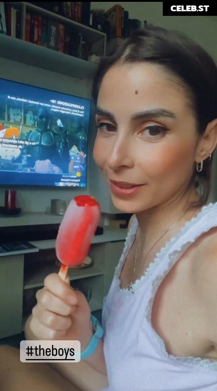 Kurolily (Italian Streamer) Image 11981463