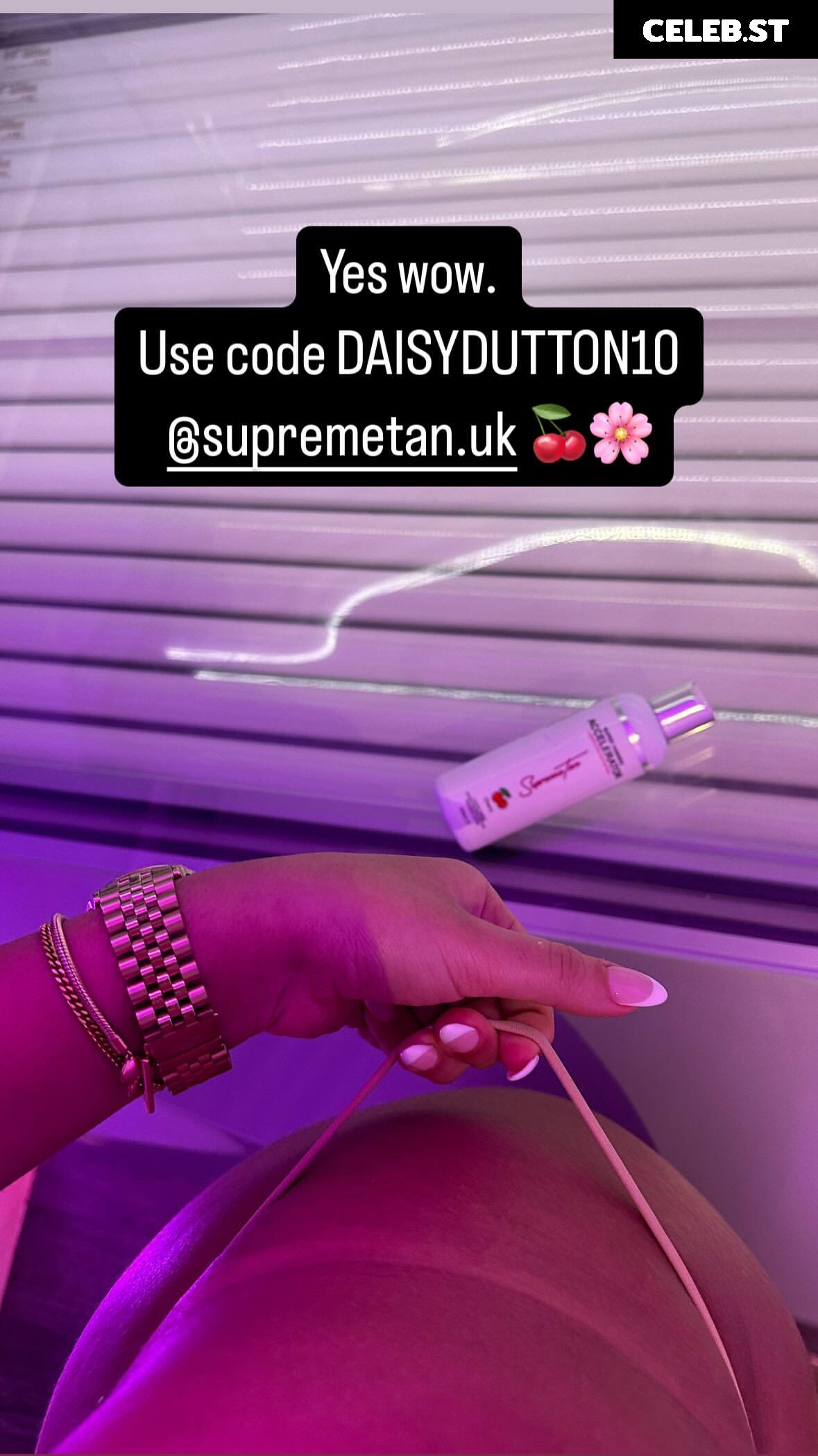 Daisy dutton / daisy._dutton Image 11981204