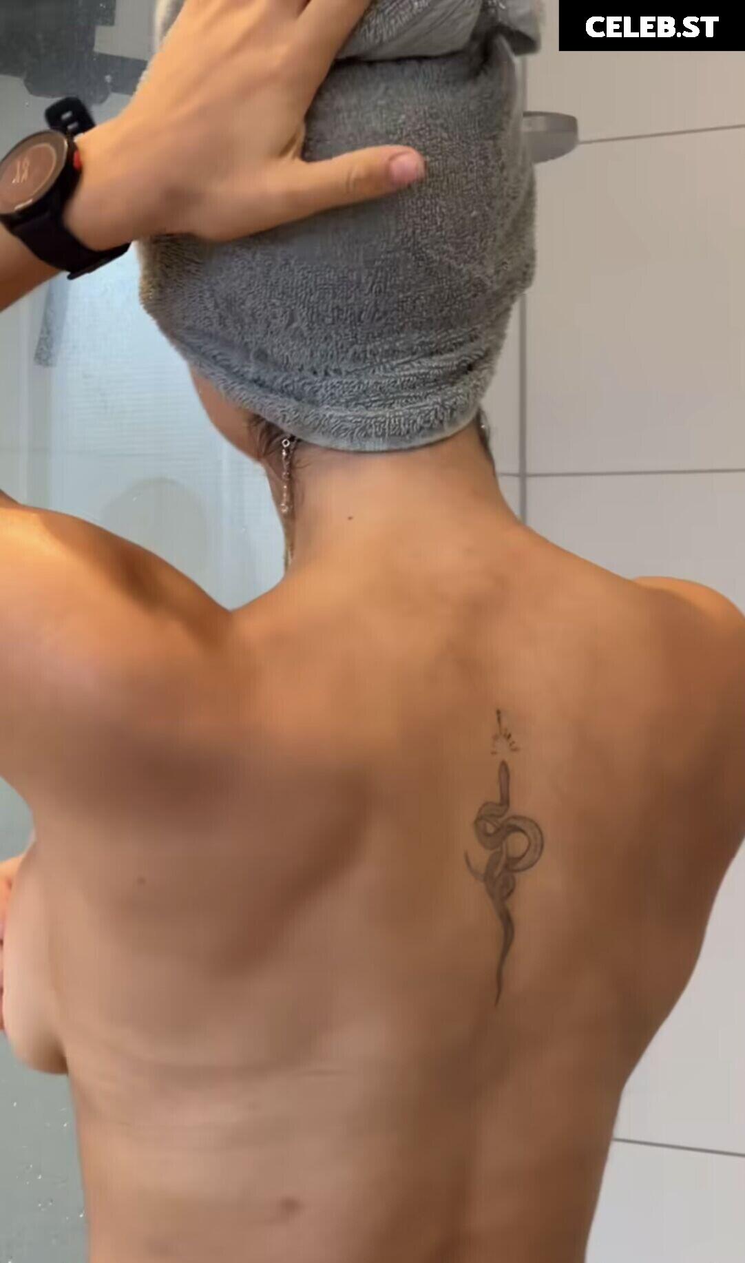 Helena Dahr / Helena Daher Image 11980453