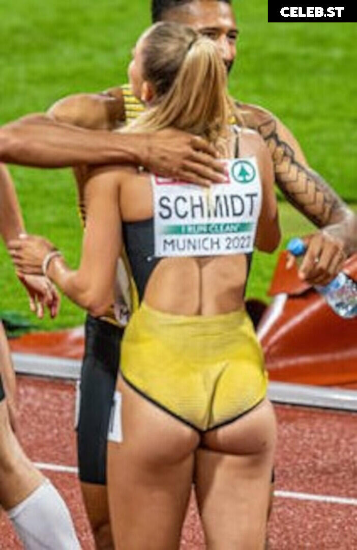Alica Schmidt - German Athlete Image 11983960