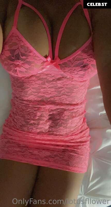 jaden.alexiis / lotusfllower Image 11983020