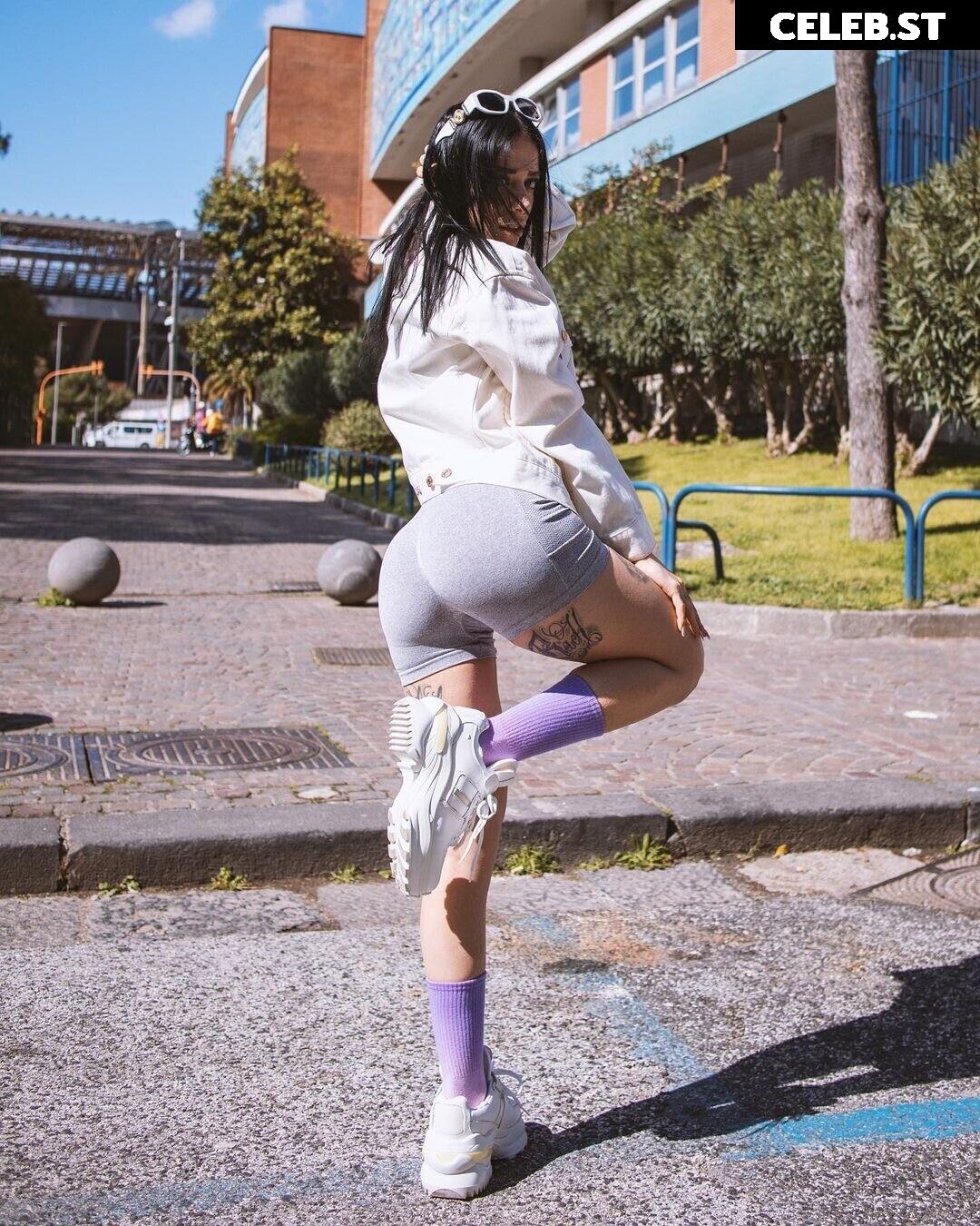 ImViolet - Ladyviolet - Concetta Viola Image 11982105