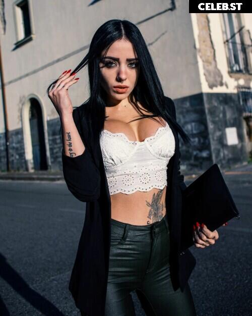 ImViolet - Ladyviolet - Concetta Viola Image 11982076