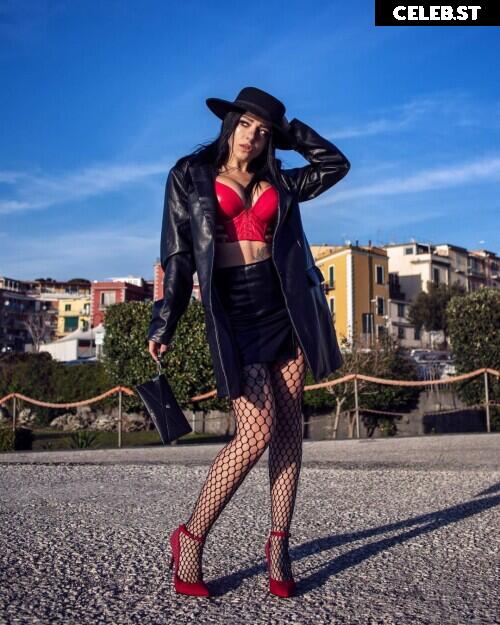 ImViolet - Ladyviolet - Concetta Viola Image 11982078